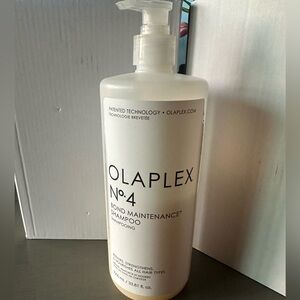 33.8oz Olaplex No.4 Bond Maintenance Shampoo